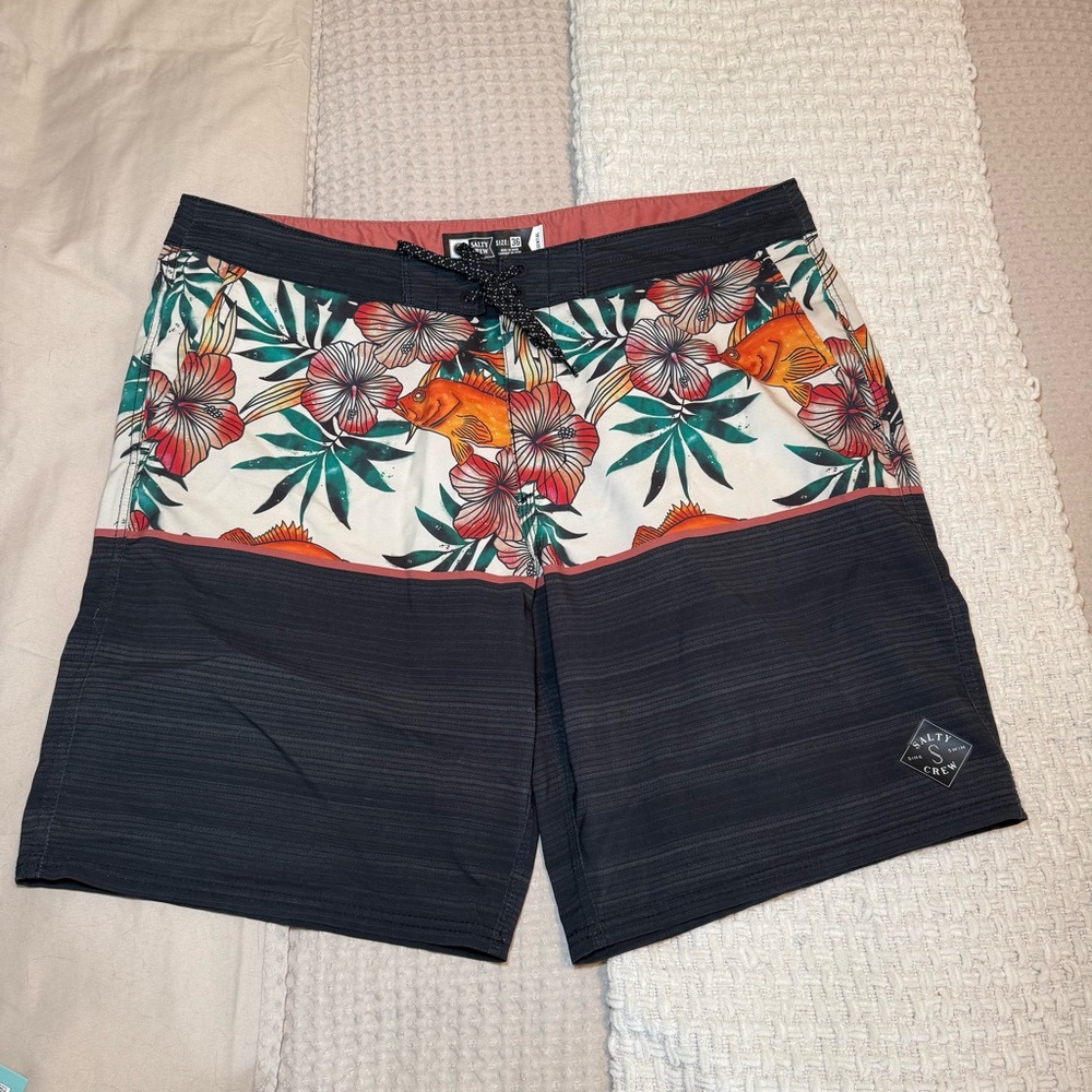 Salty Crew Tropical Print Board Shorts Size 36